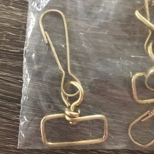 Gold 1” Push Gate Hooks